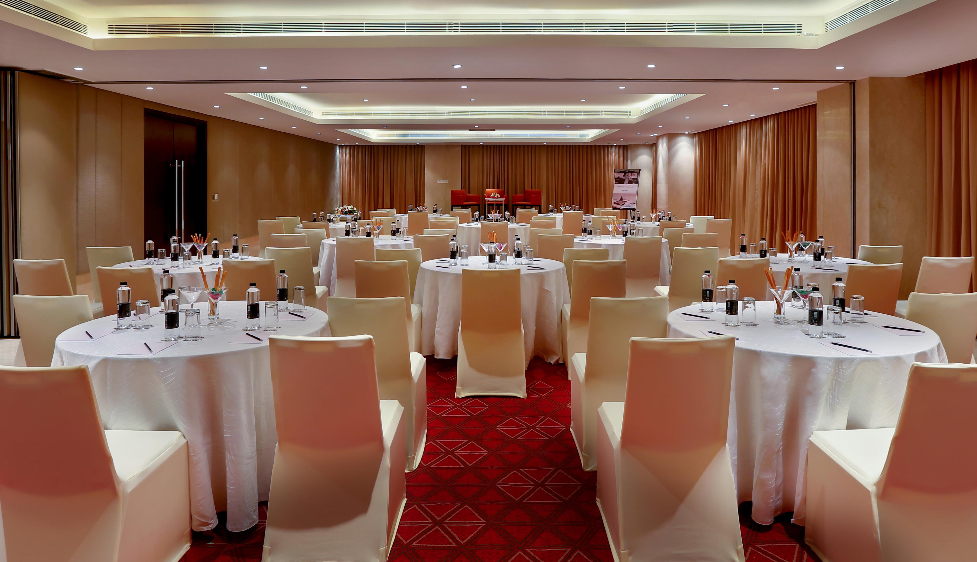 Mercure Hyderabad Kcp Banjara Hills, An Accor Hotel Εξωτερικό φωτογραφία Meeting room