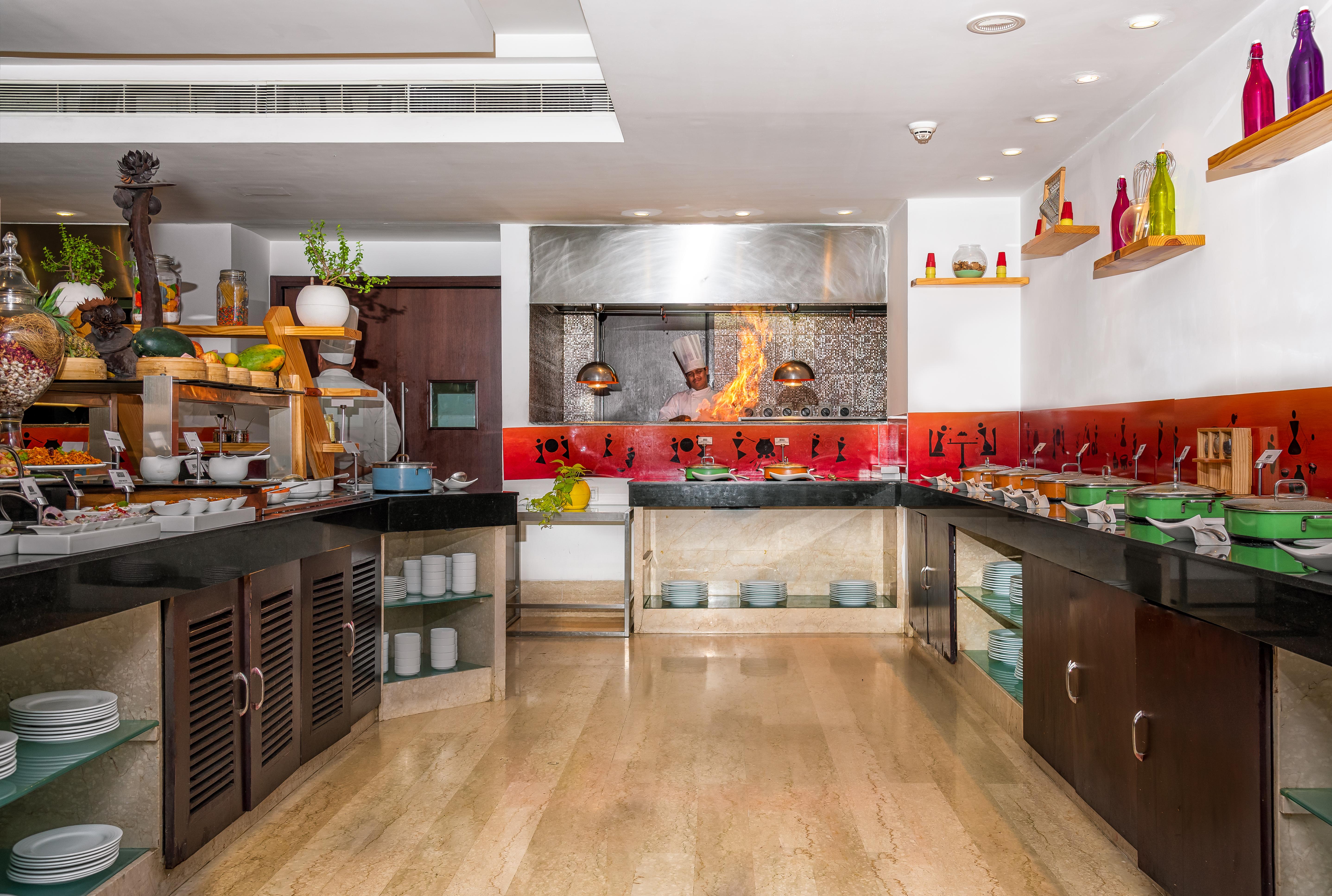 Mercure Hyderabad Kcp Banjara Hills, An Accor Hotel Εξωτερικό φωτογραφία A commercial kitchen
